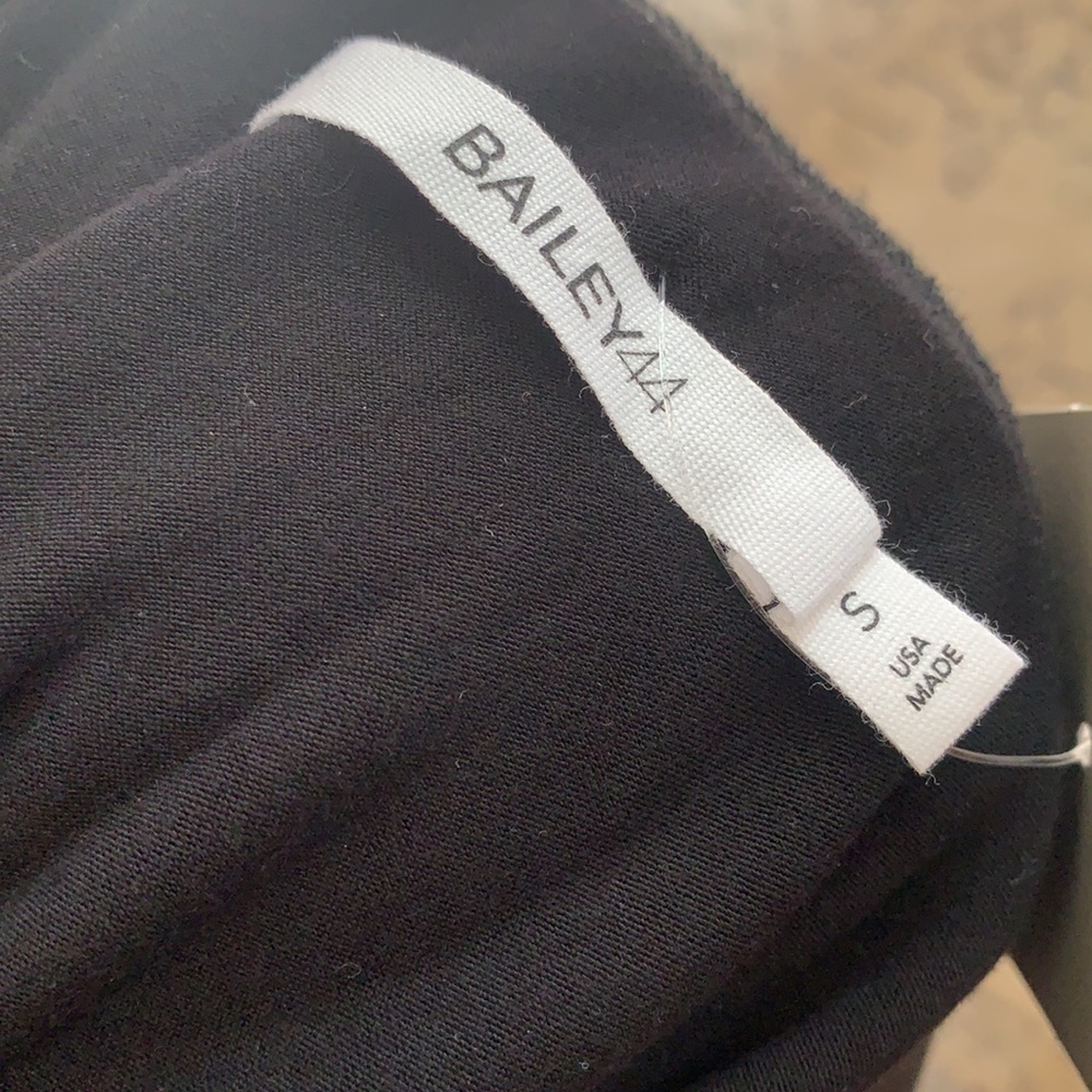 Bailey 44‎ skirt Semba fitted black white - Picture 3 of 3